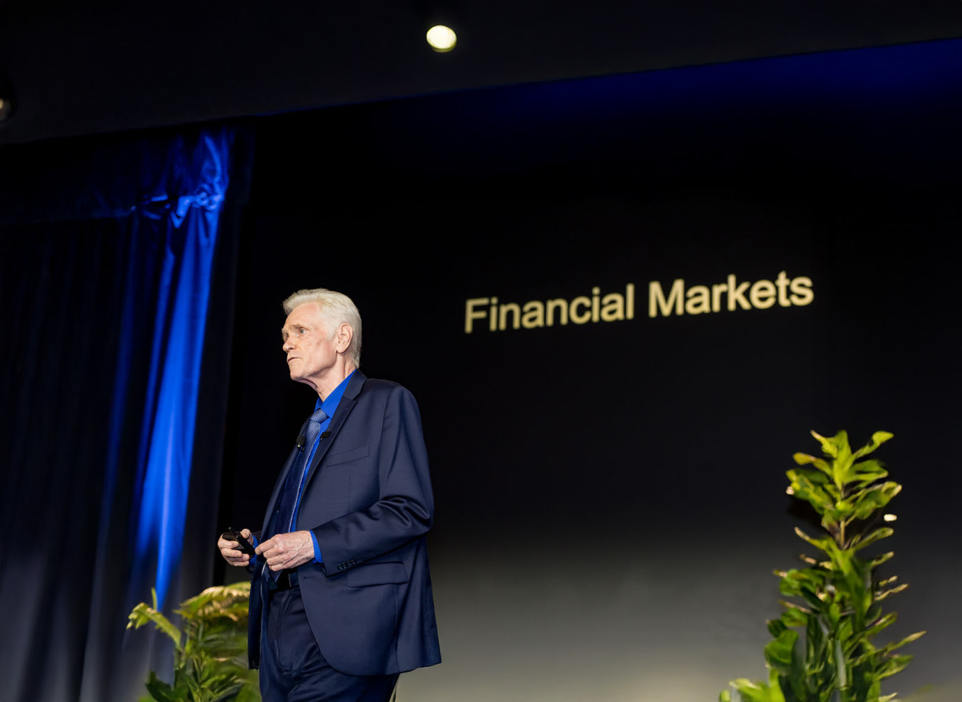 Keynote speaker on stage during a Financial Markets session at Limitless Expo in Grapevine, Texas