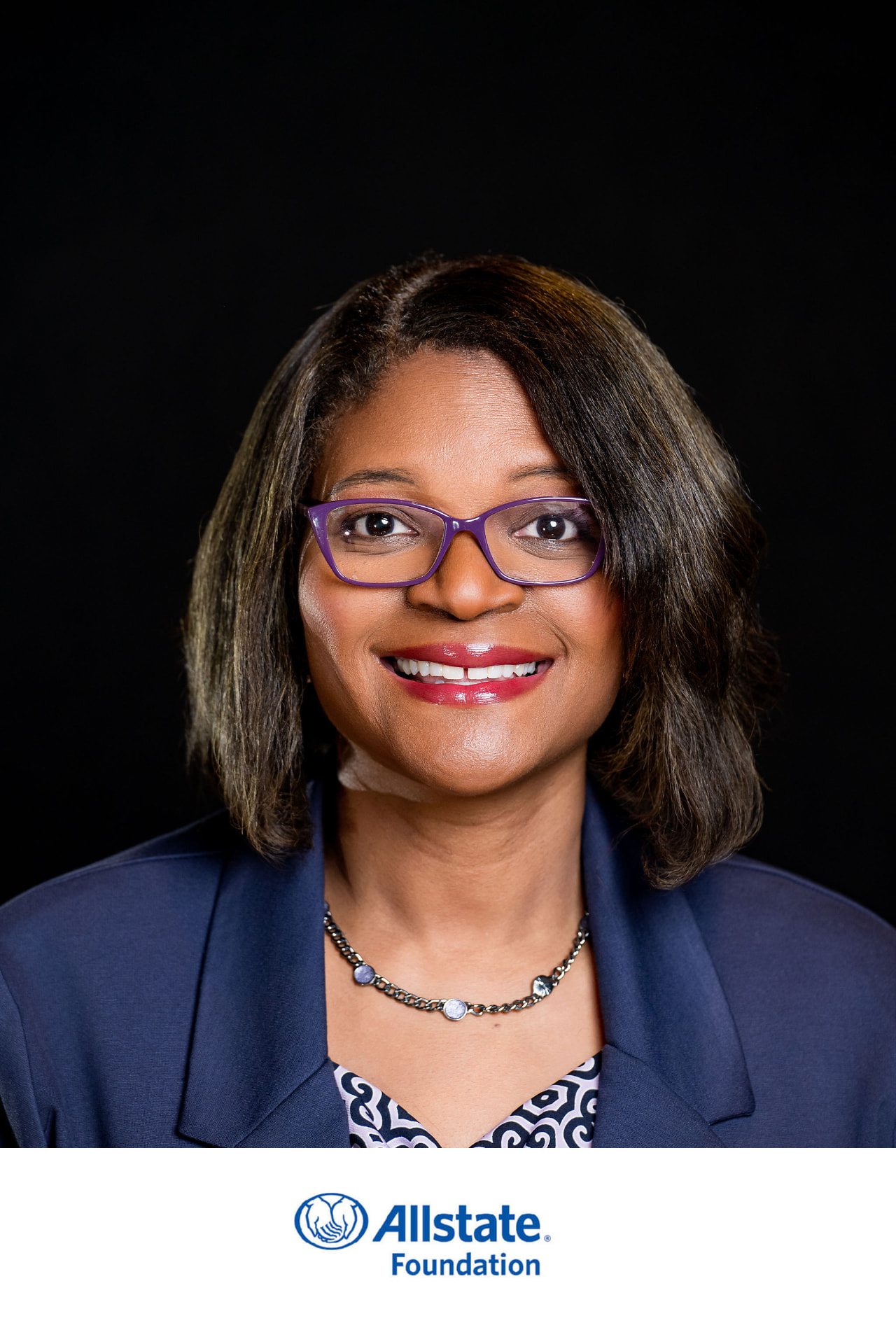 Branded conference headshot example 8 with event logo bar